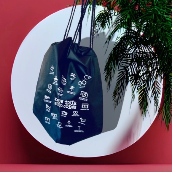 🆕 Limited Edition Tote Bag ~ Weekender ~ Travel Bag ~ Black ~ Boutique ~ Rare - Picture 3 of 16